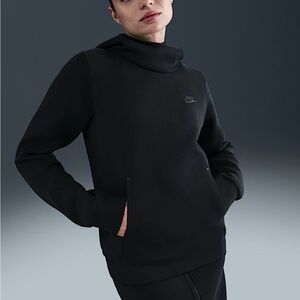 Nike Women’s Hoodie
